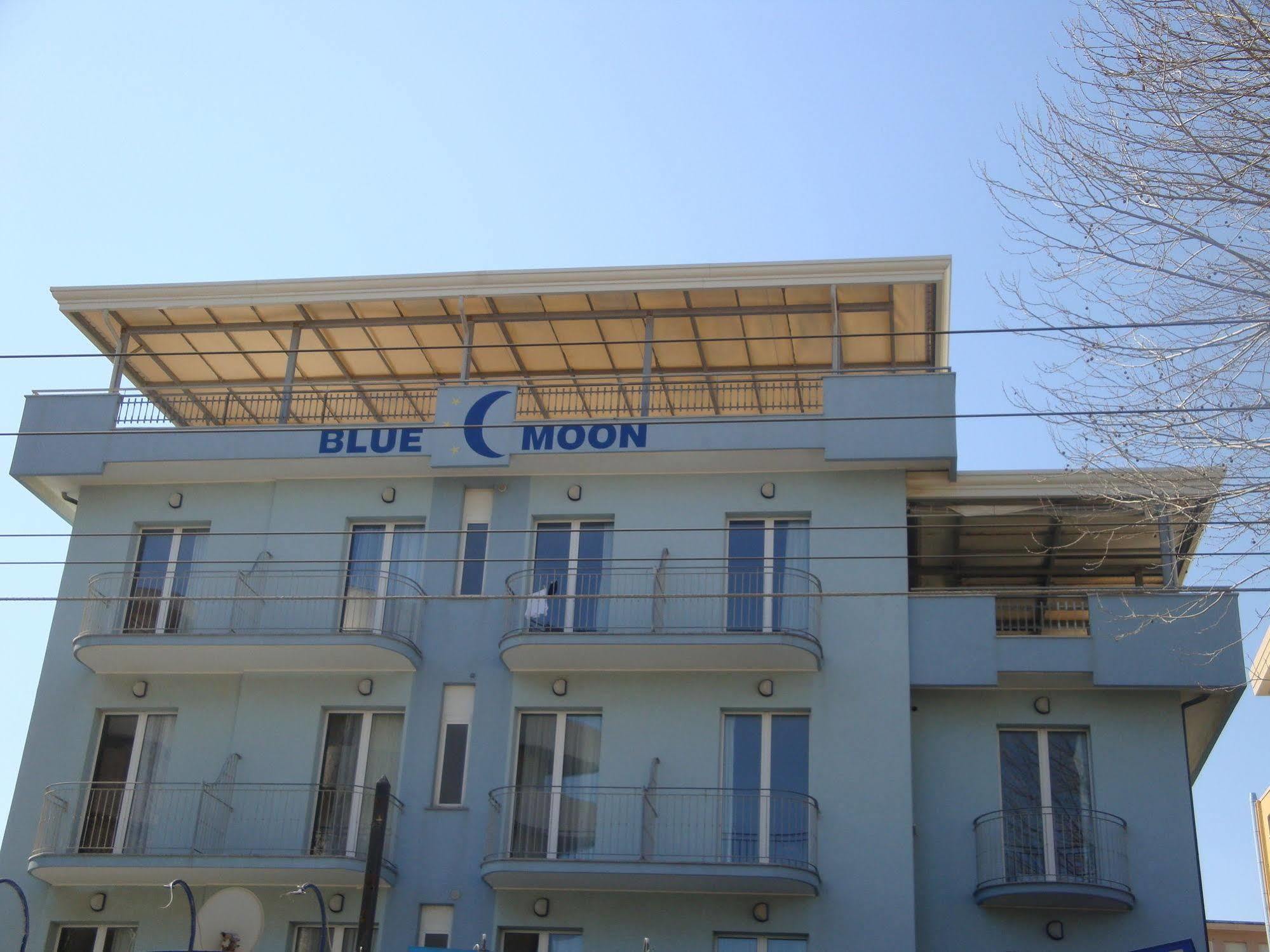 Hotel Blue Moon リミニ エクステリア 写真