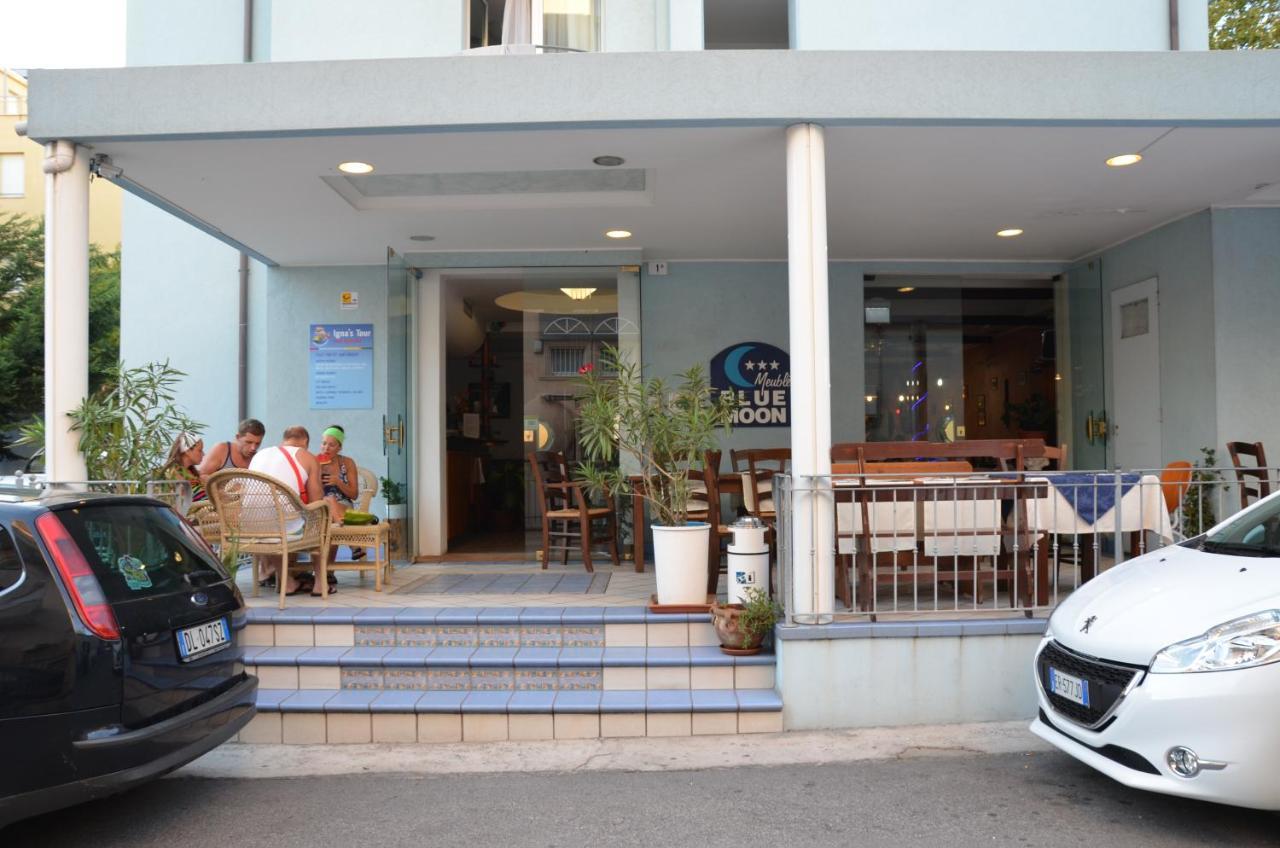 Hotel Blue Moon リミニ エクステリア 写真